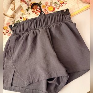 ALTAR'D STATE REVIVAL Light Grey Stretchy Waist Flowy ATHLETIC XS Shorts